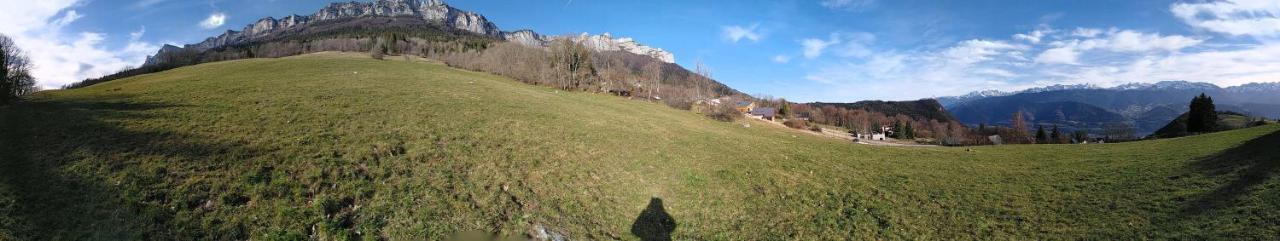 Appartement De Plain-Pied En Montagne Avec Vue Merveilleuse Sur Le Massif De Belledonne Saint Bernard du Touvet Buitenkant foto